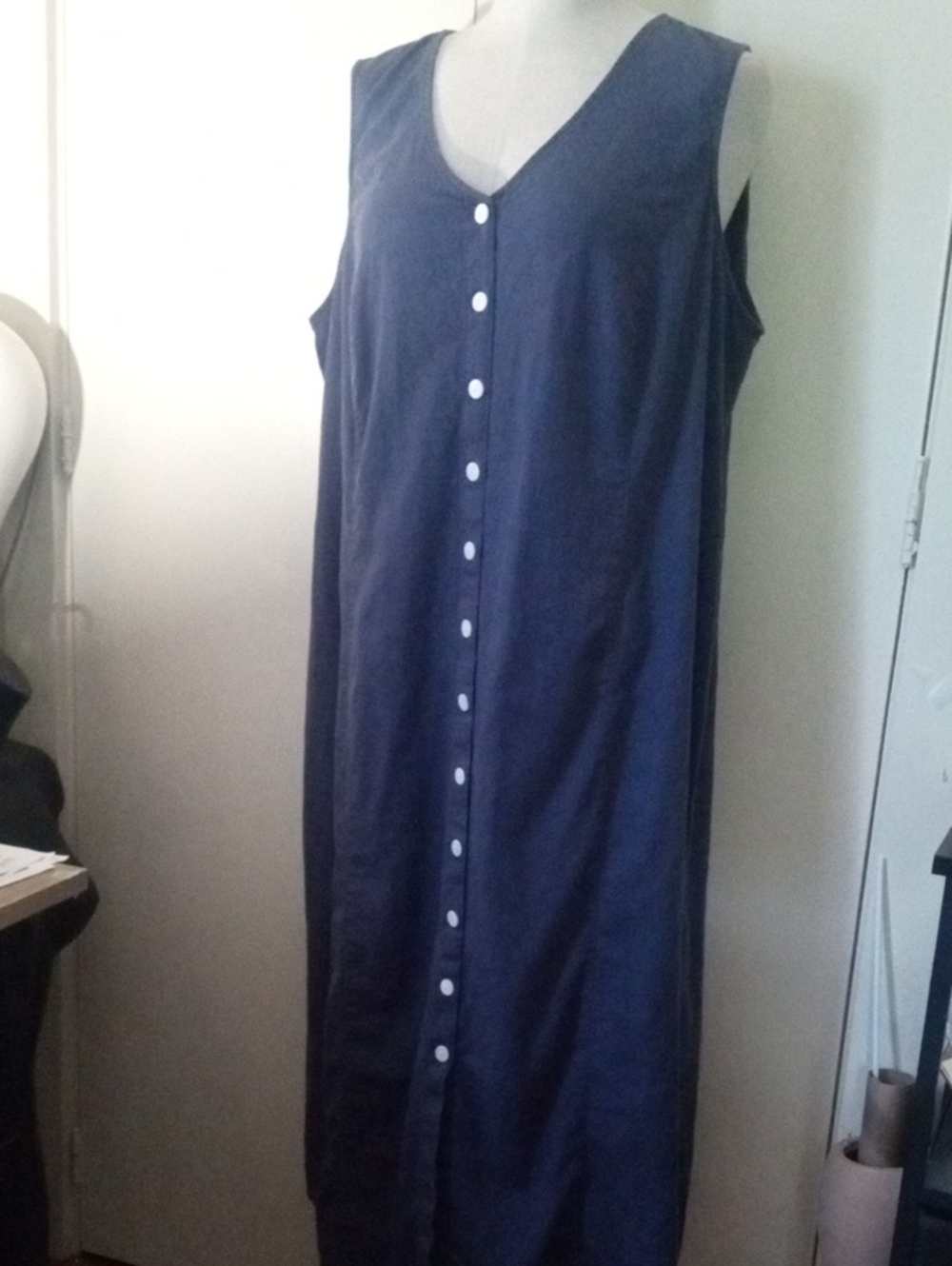 Avenue Linen Blend Navy Button-Front Sleeveless Maxi Dress 22-24